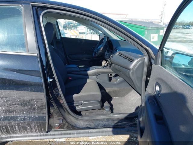 3CZRU6H34NM766325 Honda Hr-v Awd Lx