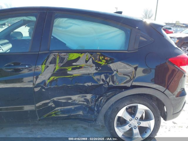 3CZRU6H34NM766325 Honda Hr-v Awd Lx