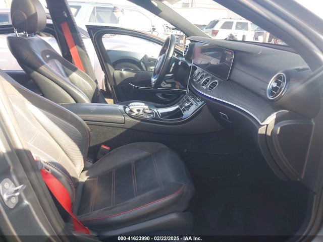 WDDZF6EB2HA176238 Mercedes-Benz Amg E 43 4matic