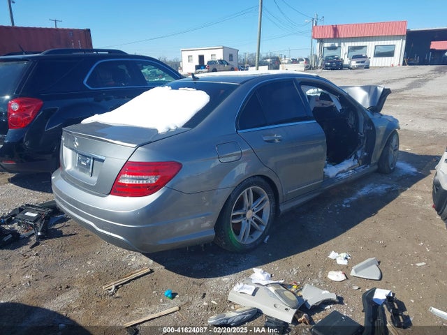 2014 Mercedes-benz C 250 Luxury/sport მანქანა იყიდება აუქციონზე, vin: WDDGF4HB2EA949017, აუქციონის ნომერი: 41624087