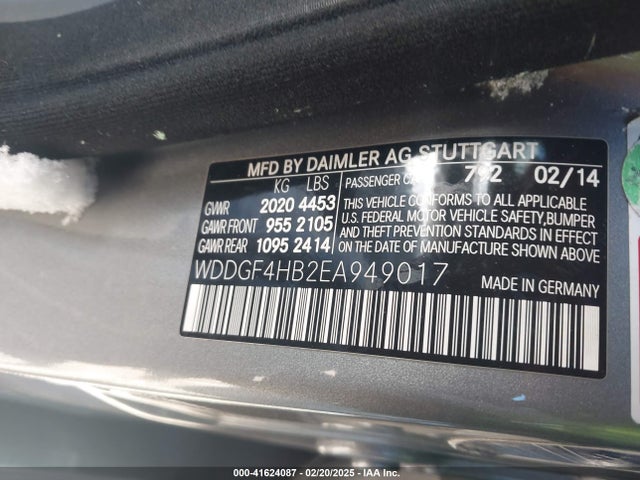 2014 Mercedes-benz C 250 Luxury/sport მანქანა იყიდება აუქციონზე, vin: WDDGF4HB2EA949017, აუქციონის ნომერი: 41624087