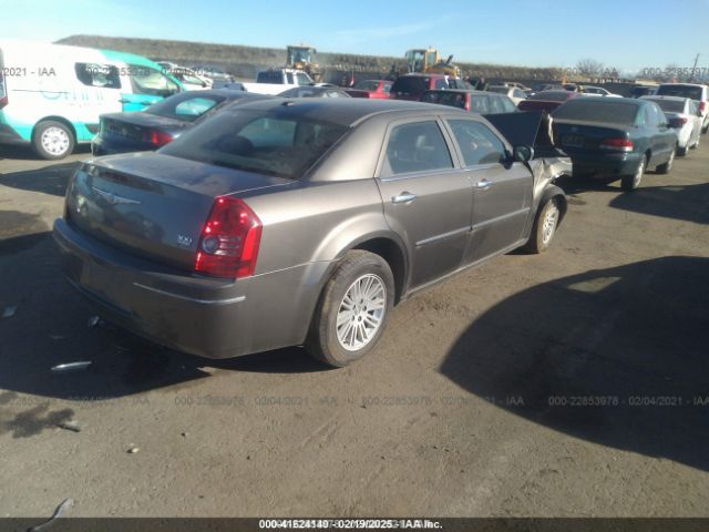 2010 CHRYSLER 300 2C3CA5CV6AH164644 Photo 3