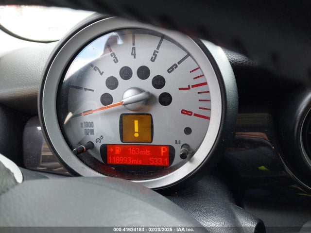 2009 MINI COOPER S WMWMF73589TW88161 Photo 6