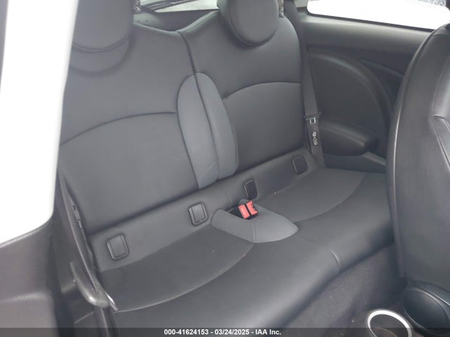 2009 MINI COOPER S WMWMF73589TW88161 Photo 7