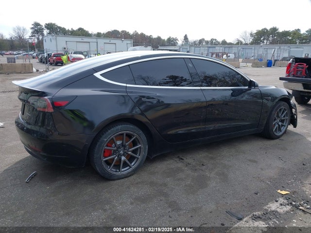 2019 TESLA MODEL 3 5YJ3E1EA7KF297374 Photo 3