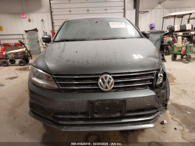 3VWB67AJ6HM328519 Volkswagen Jetta 1.4t Se