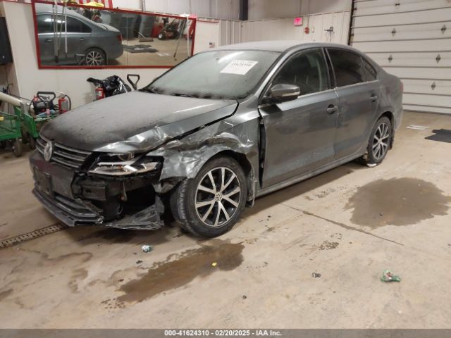 3VWB67AJ6HM328519 Volkswagen Jetta 1.4t Se