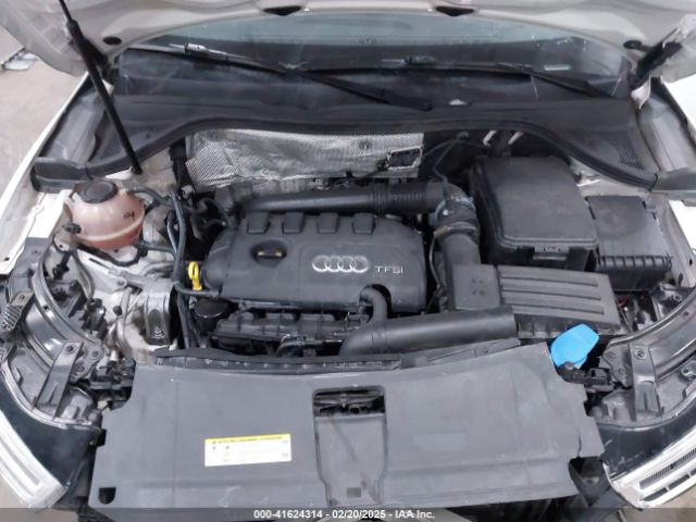 WA1JCCFS0JR007432 Audi Q3 2.0t Premium/2.0t Sport Premium