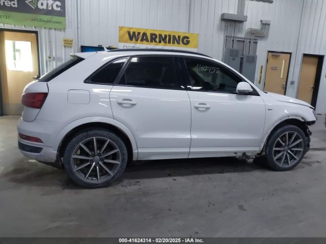 WA1JCCFS0JR007432 Audi Q3 2.0t Premium/2.0t Sport Premium