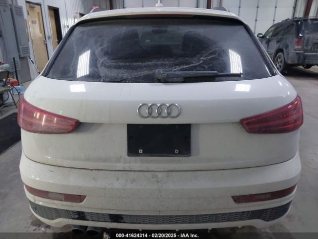 WA1JCCFS0JR007432 Audi Q3 2.0t Premium/2.0t Sport Premium