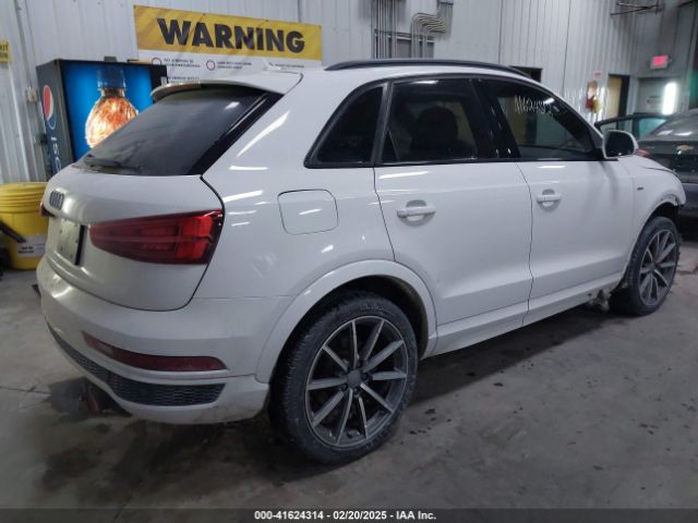 WA1JCCFS0JR007432 Audi Q3 2.0t Premium/2.0t Sport Premium