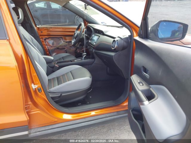3N1CP5DV8PL490487 Nissan Kicks Sr Xtronic Cvt