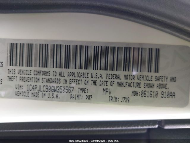 1C4PJLCB0GW350567 Jeep Cherokee 75th Anniversary