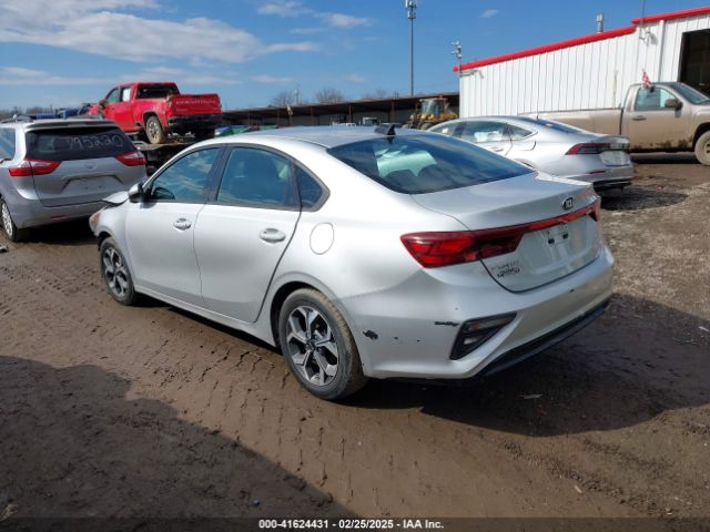 3KPF24AD1KE136578 KIA Forte Lxs