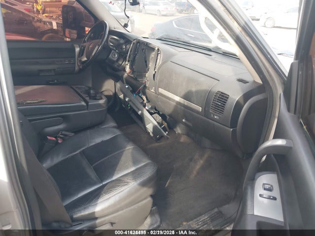 41624495 :رقم المزاد ، 2GTEC130581334507 vin ، 2008 Gmc Sierra 1500 Sle1 مزاد بيع