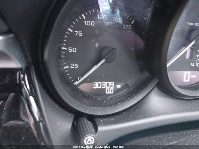 WP1AA2A54PLB16364 Porsche Macan T