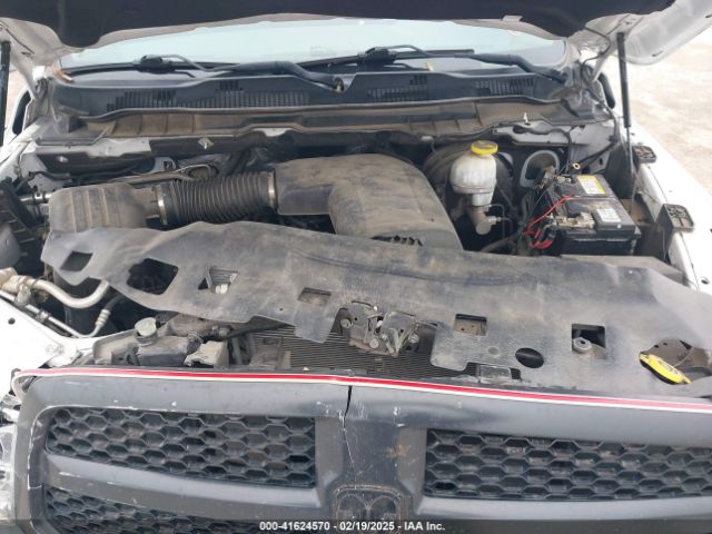 1C6RR6FG9KS581436 RAM 1500 Classic