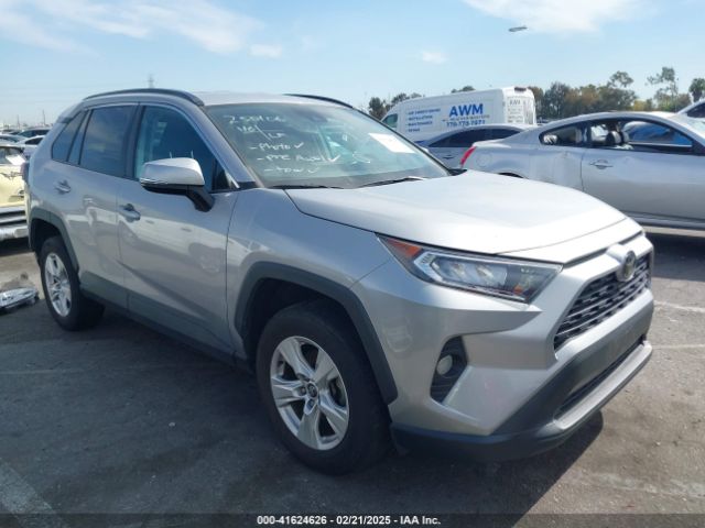 2T3W1RFV8MW116417 Toyota Rav4 Xle