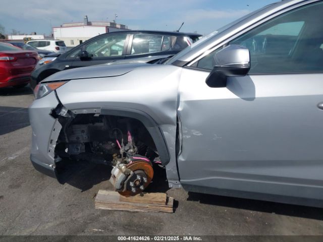 2T3W1RFV8MW116417 Toyota Rav4 Xle