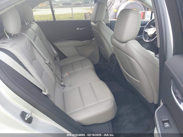 2020 CADILLAC XT4 1GYFZCR44LF060642 Photo 7