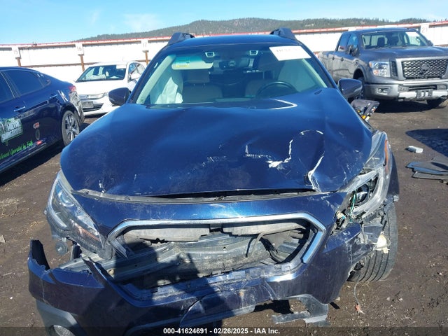4S4BSAFCXJ3381930 Subaru Outback 2.5i Premium