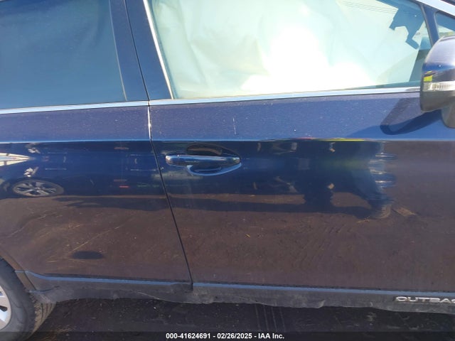 4S4BSAFCXJ3381930 Subaru Outback 2.5i Premium