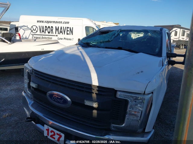 Ford F-350 Xl 2017 1FT7X3A64HED21245 Image 2