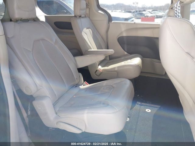 2C4RC1DG7MR566518 Chrysler Voyager Lxi
