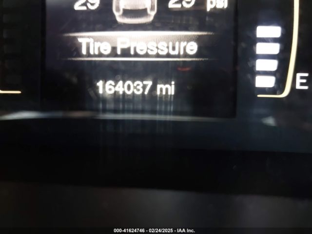 1C4PJLCB0EW288309 Jeep Cherokee Latitude