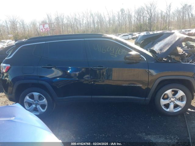 3C4NJCBB0MT542758 Jeep Compass Latitude Fwd