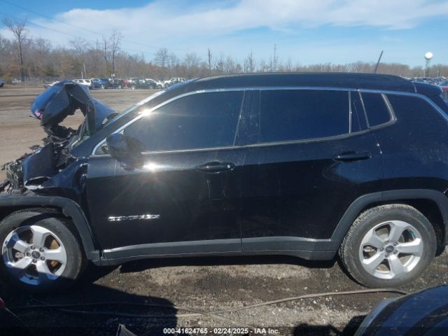 3C4NJCBB0MT542758 Jeep Compass Latitude Fwd
