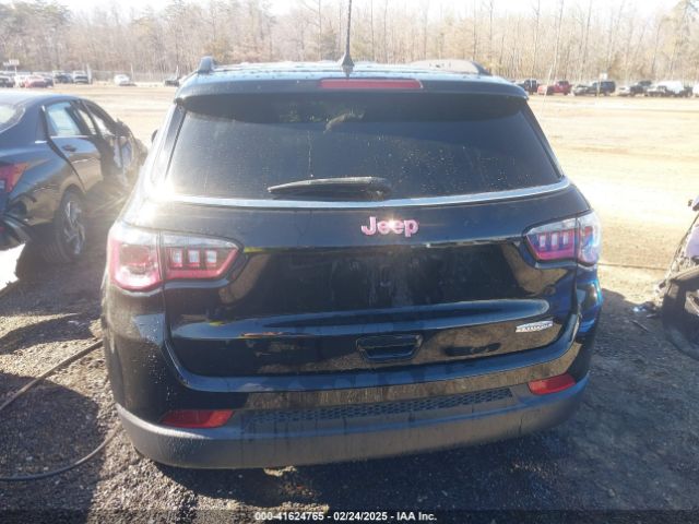 3C4NJCBB0MT542758 Jeep Compass Latitude Fwd