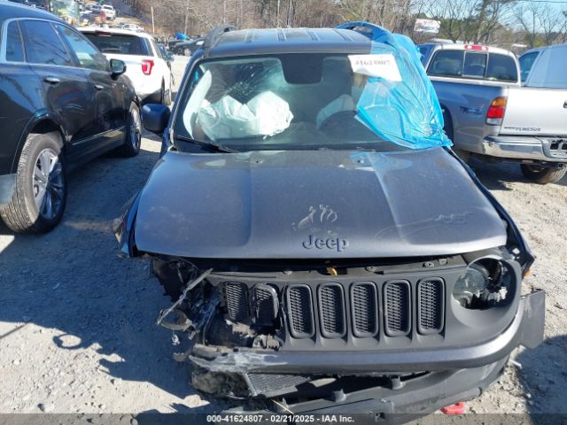 ZACCJBCT7GPC75753 Jeep Renegade Trailhawk