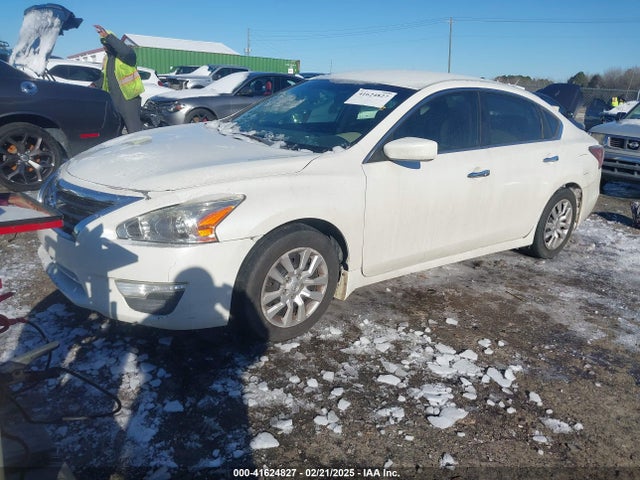 Nissan Altima 2.5 S 2014 1N4AL3AP5EC415819 Image 2