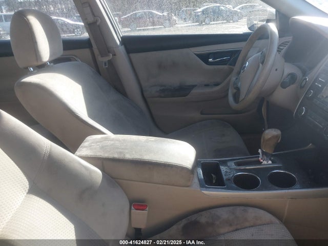 Nissan Altima 2.5 S 2014 1N4AL3AP5EC415819 Image 5