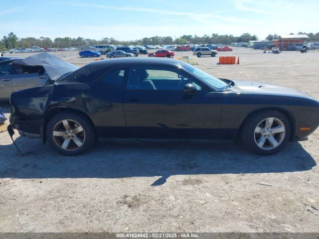 2C3CDYAG1EH152968 Dodge Challenger Sxt