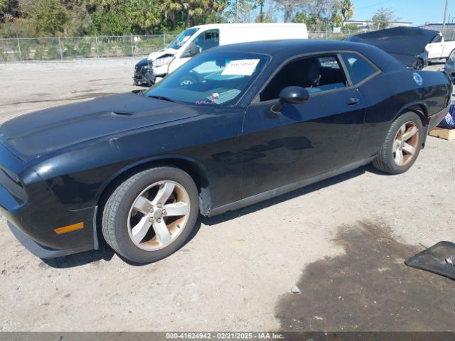 2C3CDYAG1EH152968 Dodge Challenger Sxt