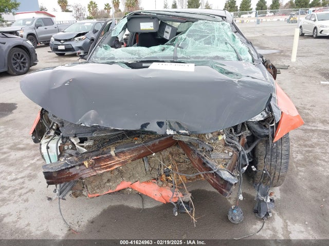 JTKJF5C70FJ006286 Scion 2ar-fe
