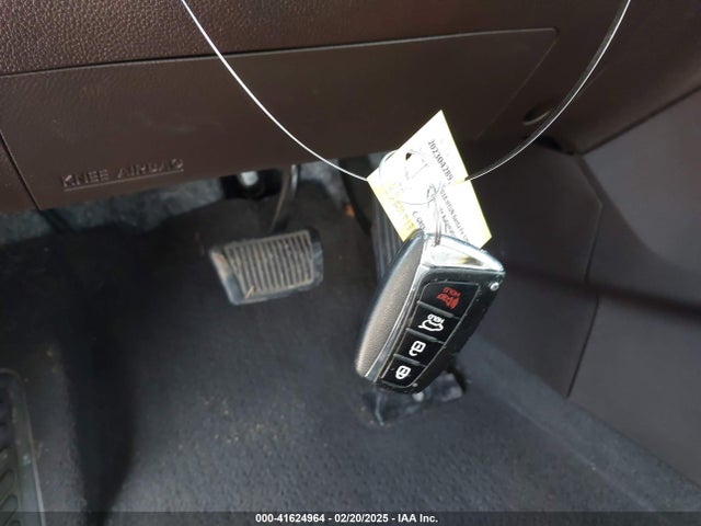 5XYZUDLB7JG535323 Hyundai Santa Fe Sport 2.4l