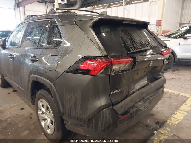 2T3G1RFV5KC058012 Toyota RAV4 LE