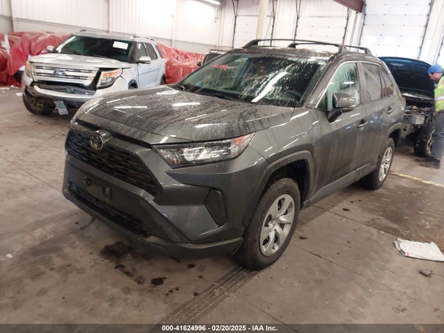2T3G1RFV5KC058012 Toyota RAV4 LE
