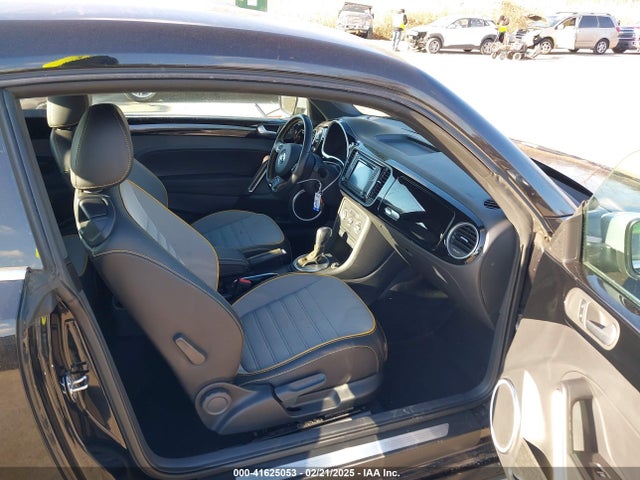 3VWS17AT7GM630061 Volkswagen Beetle 1.8t Dune