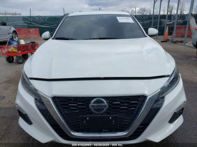 1N4BL4BV8NN324832 Nissan Altima S Fwd