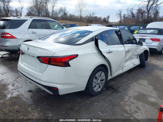 1N4BL4BV8NN324832 Nissan Altima S Fwd