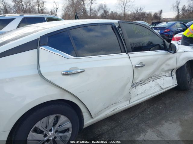 1N4BL4BV8NN324832 Nissan Altima S Fwd