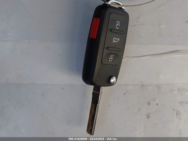 WVGAV7AX1HW509822 Volkswagen Tiguan 2.0t S