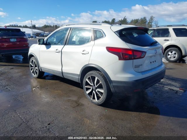 JN1BJ1CR6HW118250 Nissan Rogue Sport Sl