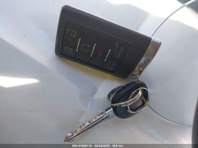 2011 CADILLAC ESCALADE ESV 1GYS4GEF0BR267831 Photo 10