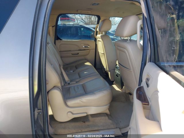 2011 CADILLAC ESCALADE ESV 1GYS4GEF0BR267831 Photo 7