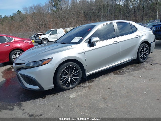 4T1T11AK2MU444295 Toyota CAMRY SE